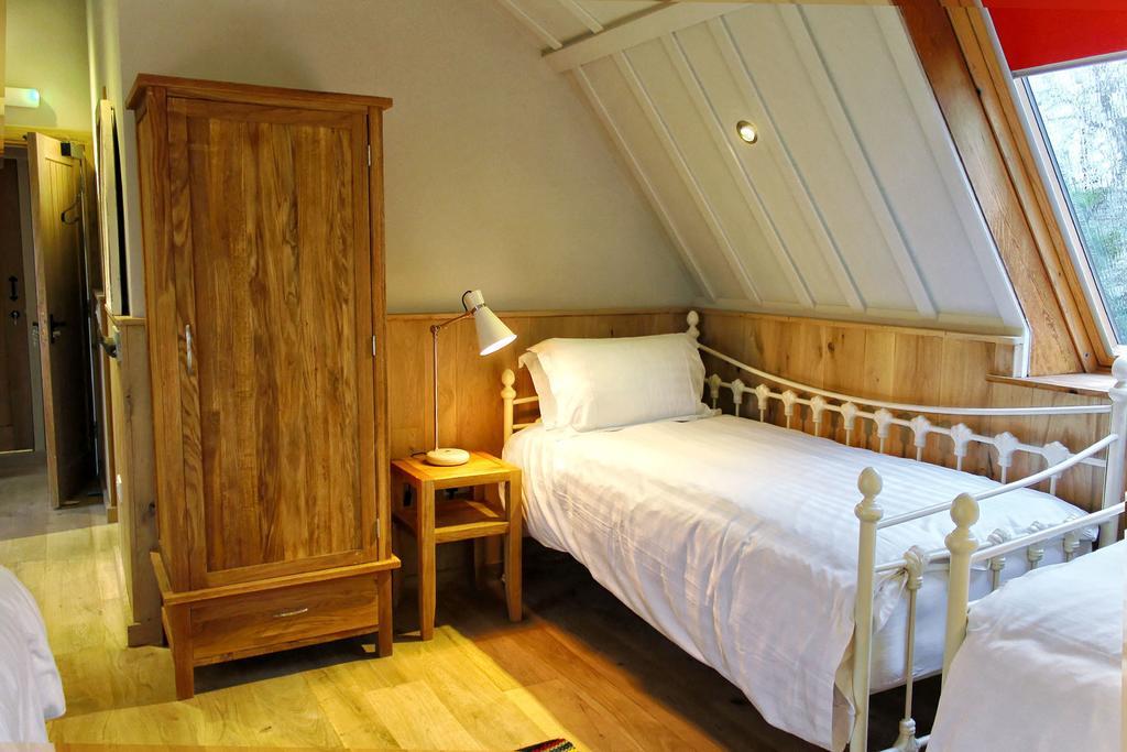 Lumely Fee Bunkhouse Aparthotel Kendal Ngoại thất bức ảnh