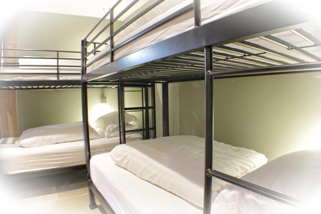 Lumely Fee Bunkhouse Aparthotel Kendal Ngoại thất bức ảnh
