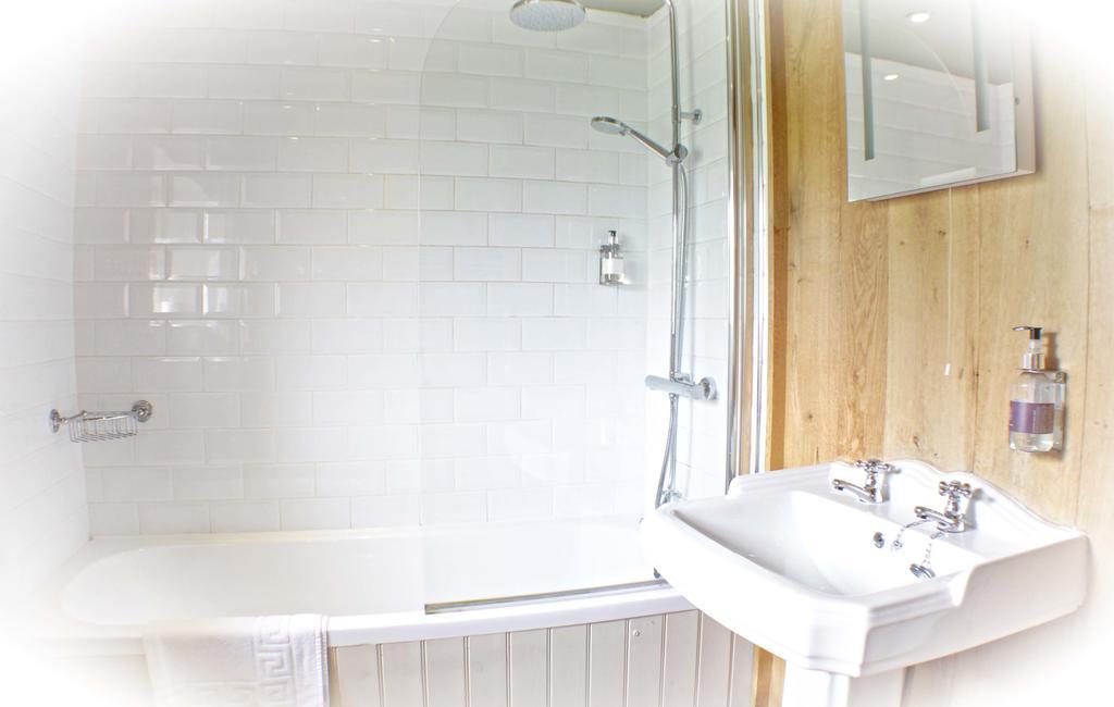 Lumely Fee Bunkhouse Aparthotel Kendal Ngoại thất bức ảnh